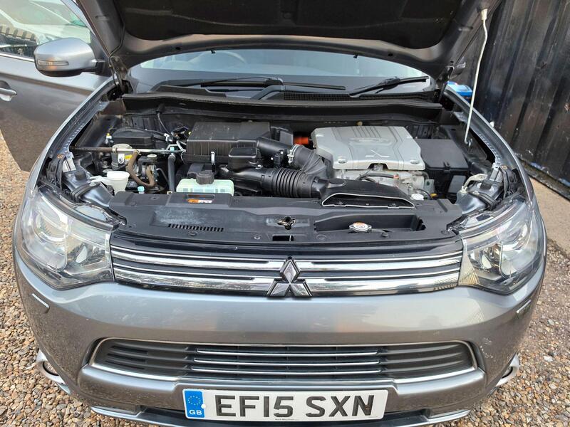 Mitsubishi Outlander 2.0h 12kWh GX4h CVT 4WD Euro 5 (s/s) 5dr thumbnail 54