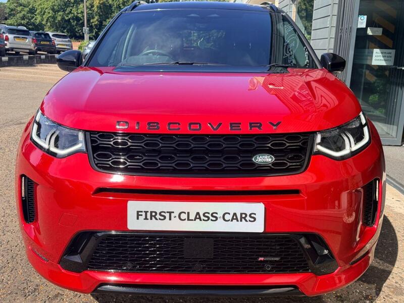 Land Rover Discovery Sport view 5