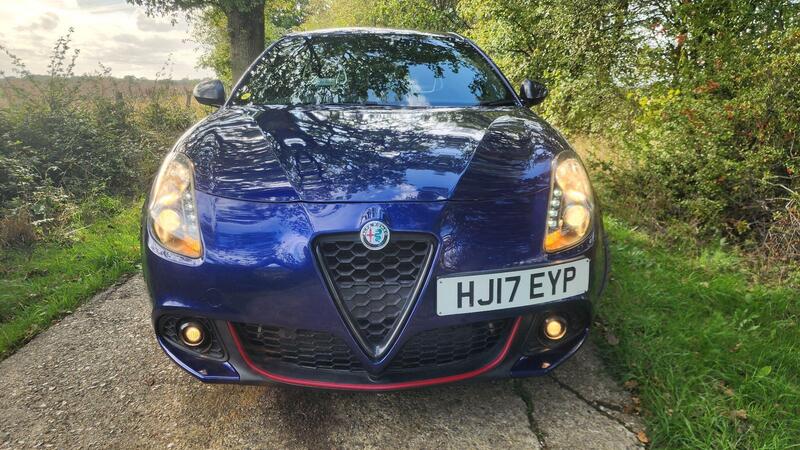 2017 Alfa Romeo Giulietta — photo 21