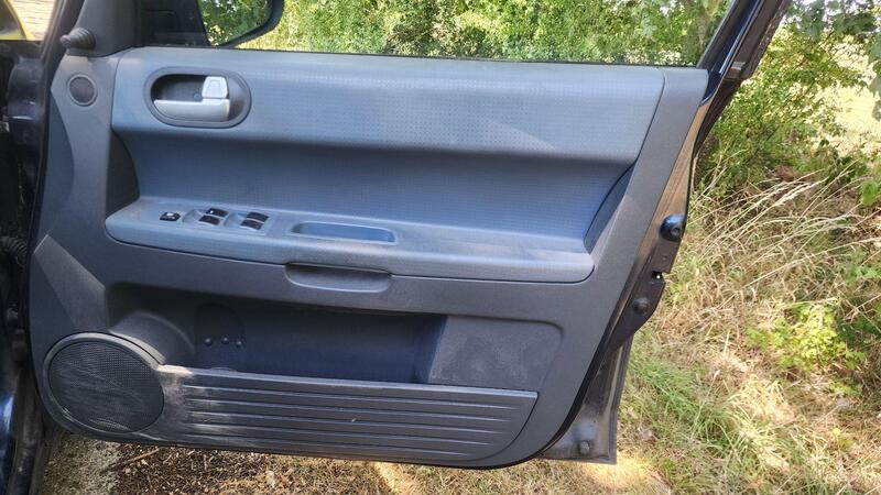 2007 Mitsubishi Colt — photo 25