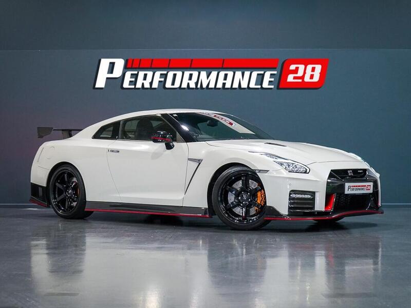 Nissan GT-R