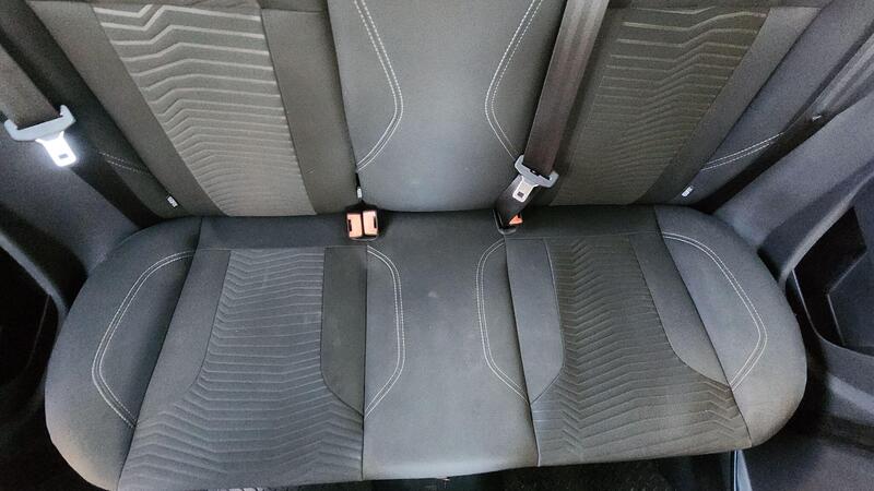 2015 Ford Fiesta — photo 43