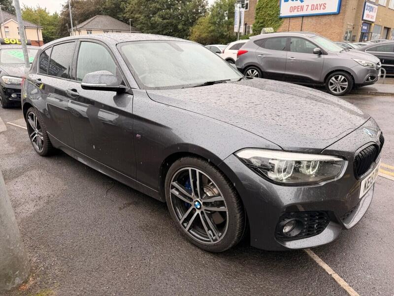 BMW 1 Series view 3