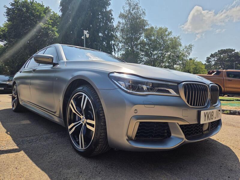 BMW 7 Series view 5