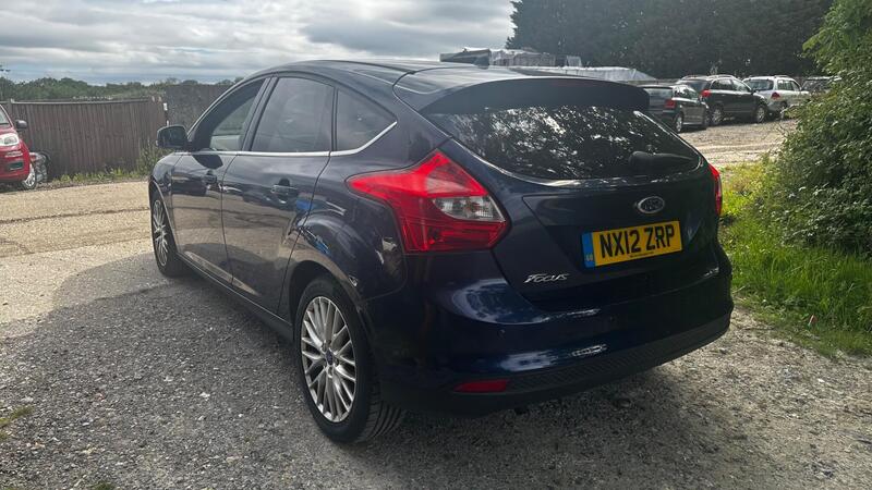 2012 Ford Focus — photo 4