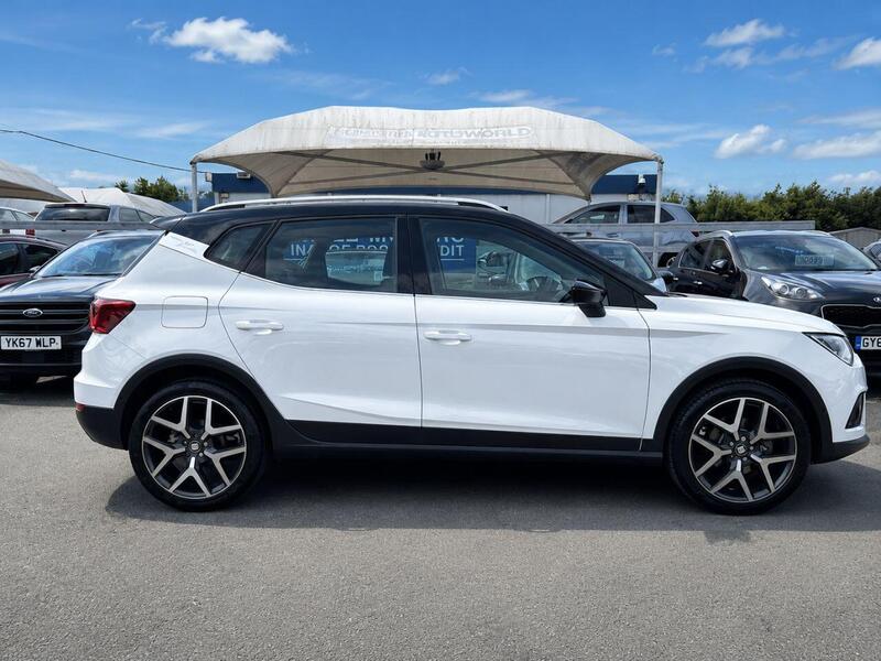 Seat Arona view 6