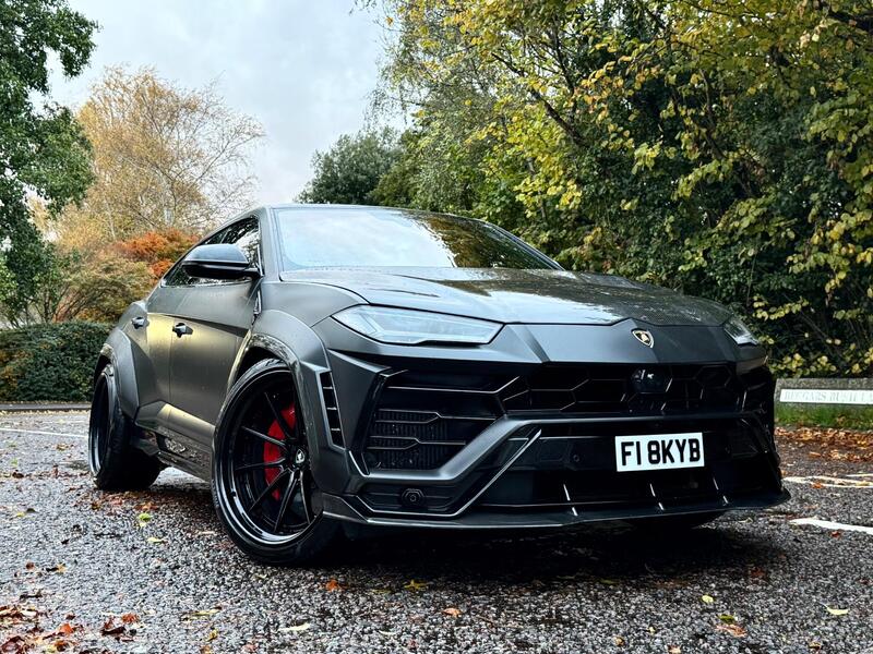 Lamborghini Urus main image