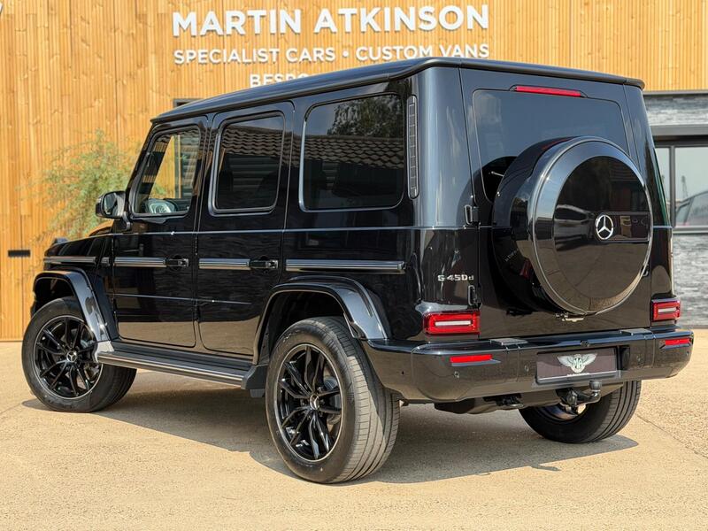 Mercedes-Benz G Class view 3