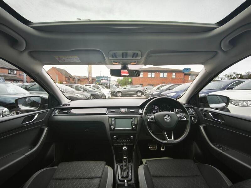 Skoda Rapid Spaceback view 6