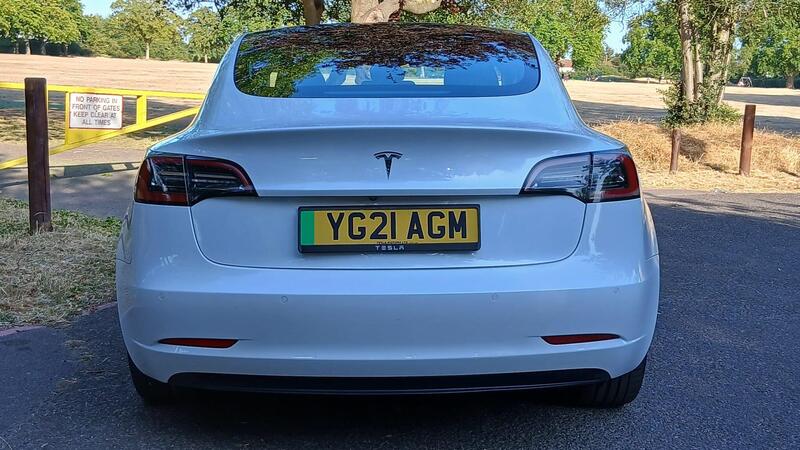 Tesla Model 3 view 4