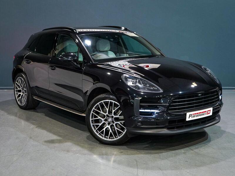 Porsche Macan view 6