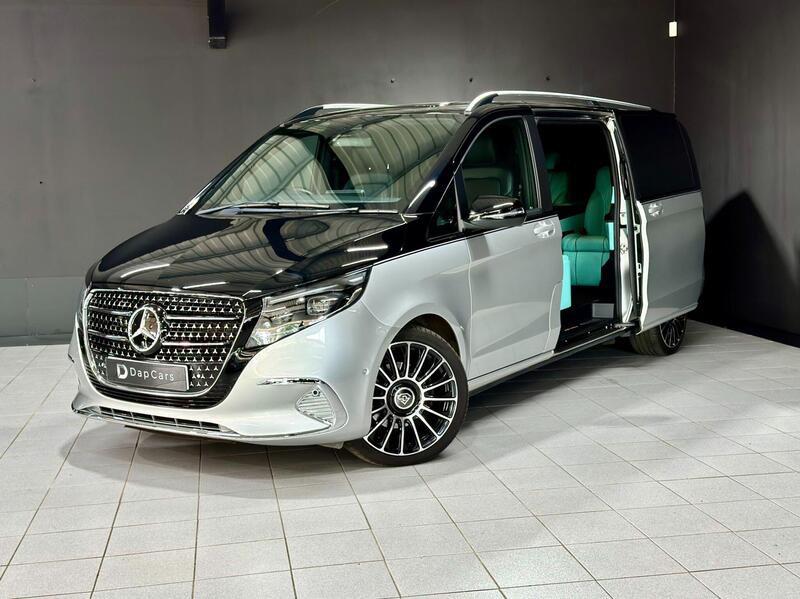 Mercedes-Benz V Class view 4