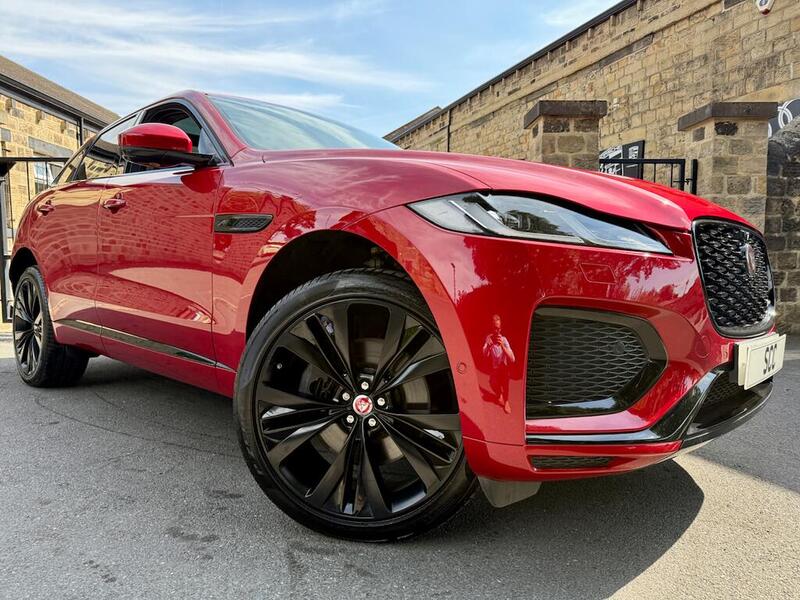 Jaguar F-Pace view 2