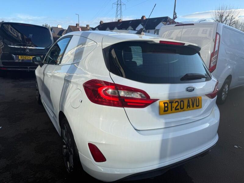 Ford Fiesta view 4