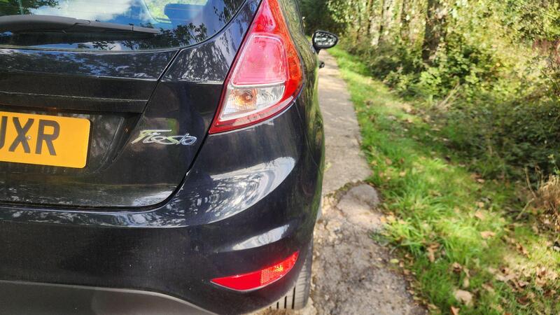2014 Ford Fiesta — photo 23
