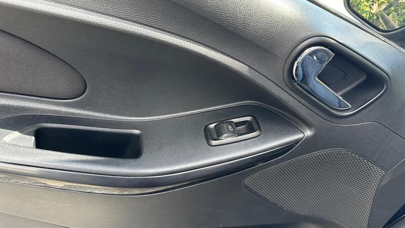 2017 Ford Ka+ — photo 30