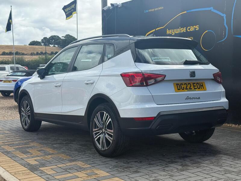 Seat Arona view 3