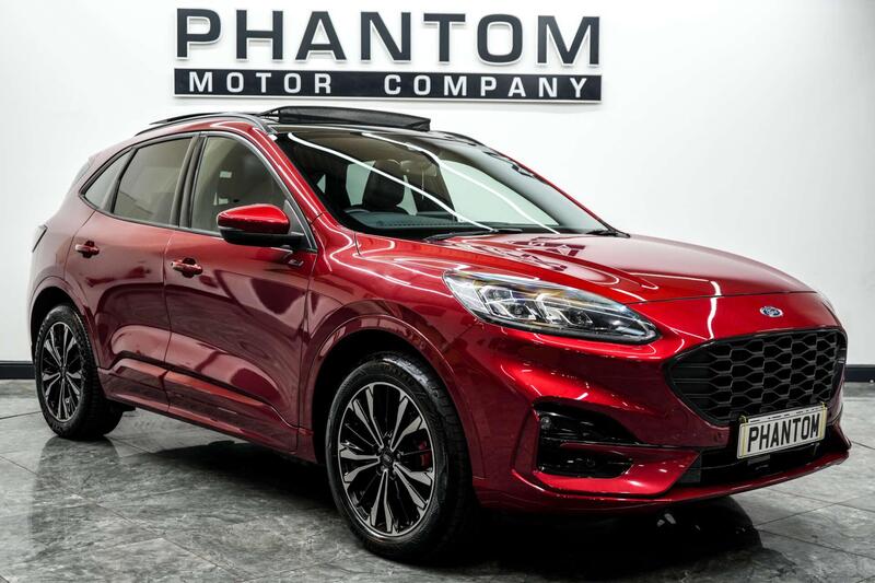 2022 Ford Kuga in Red for sale
