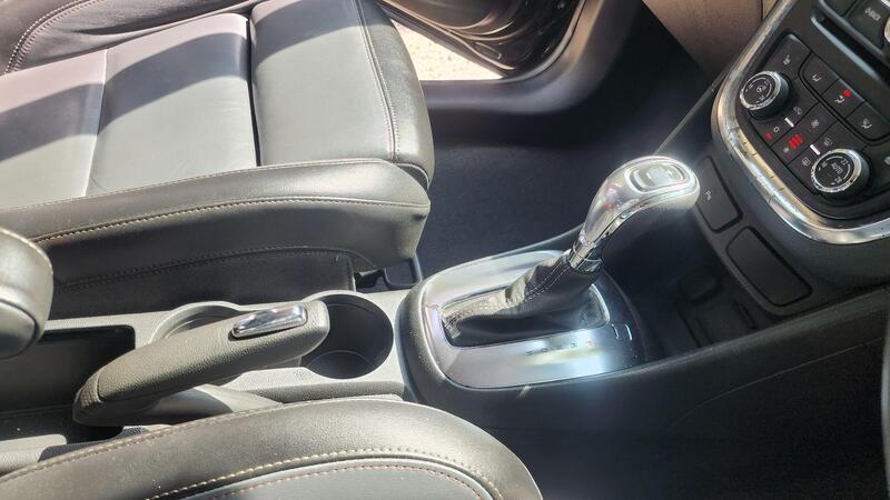 2015 Vauxhall Mokka — photo 22