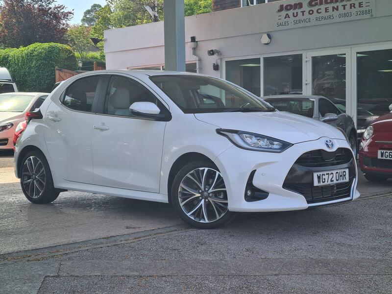 Toyota Yaris main image