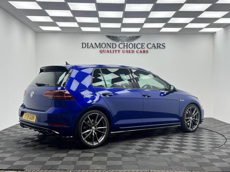 Volkswagen Golf view 6