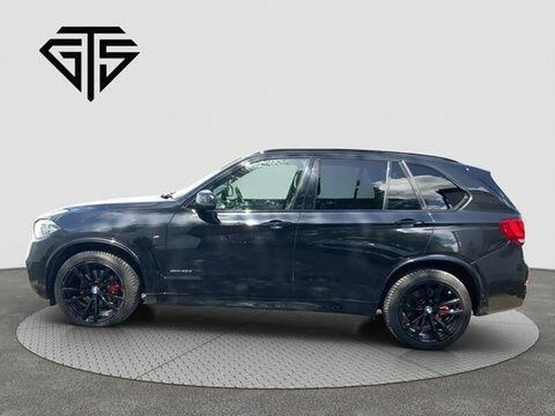 BMW X5 view 6