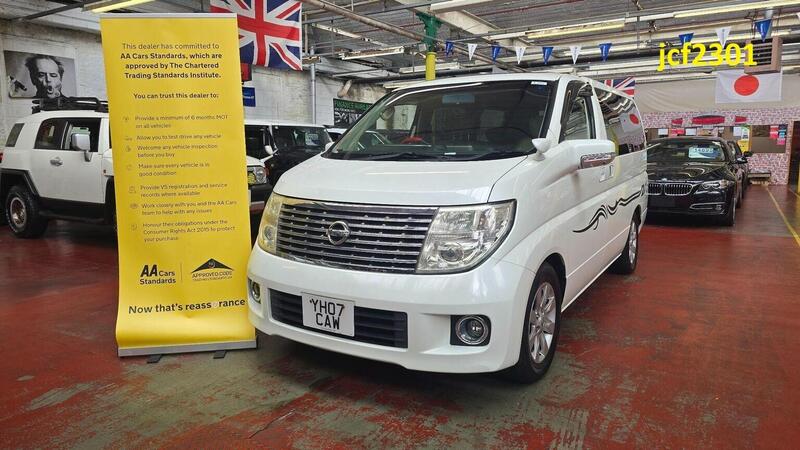 2007 Nissan Elgrand in White for sale