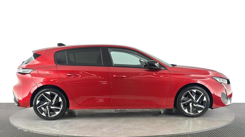 Peugeot 308 view 3