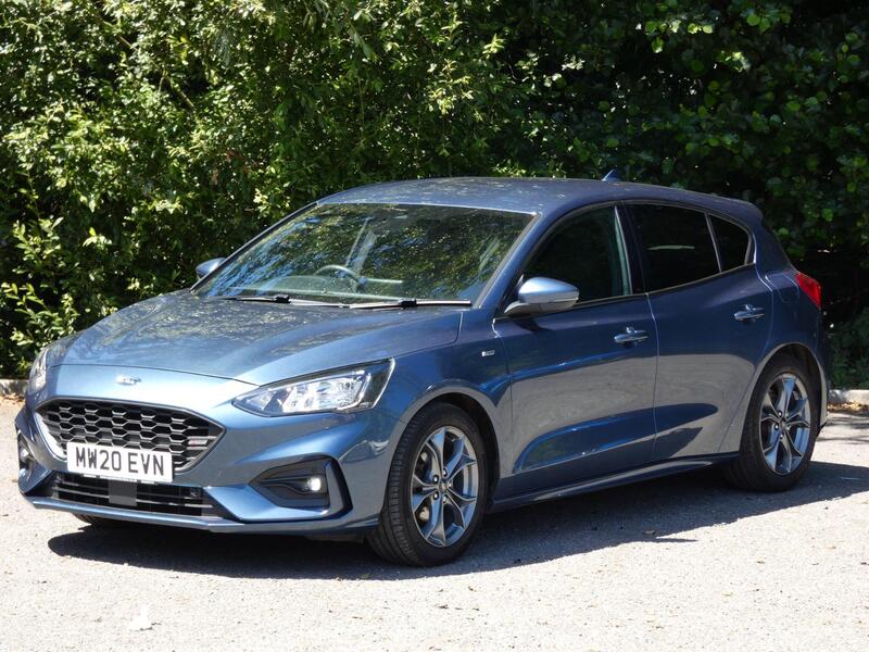 Ford Focus view 4