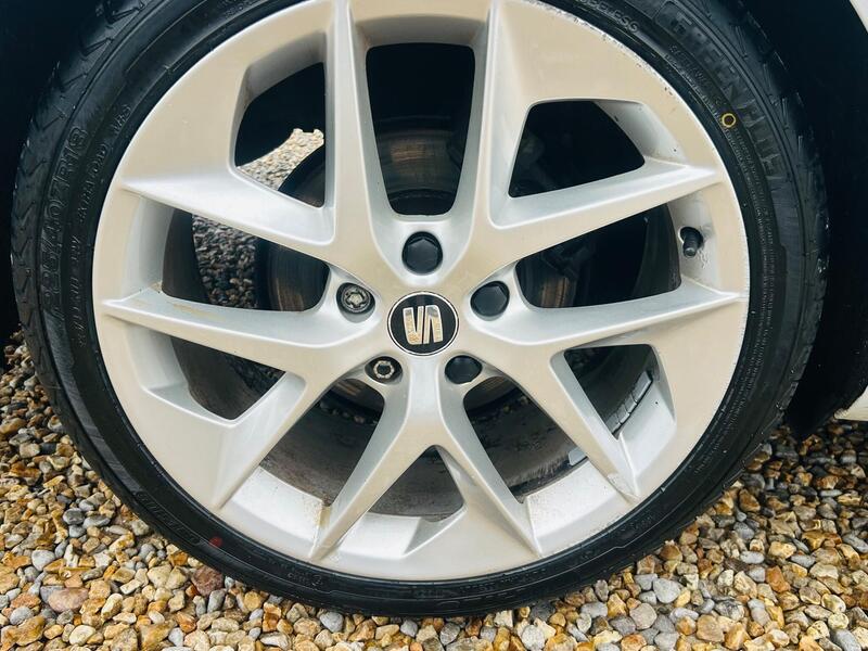 Seat Leon view 2