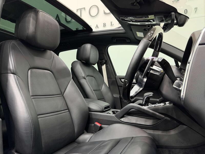 Porsche Cayenne view 2