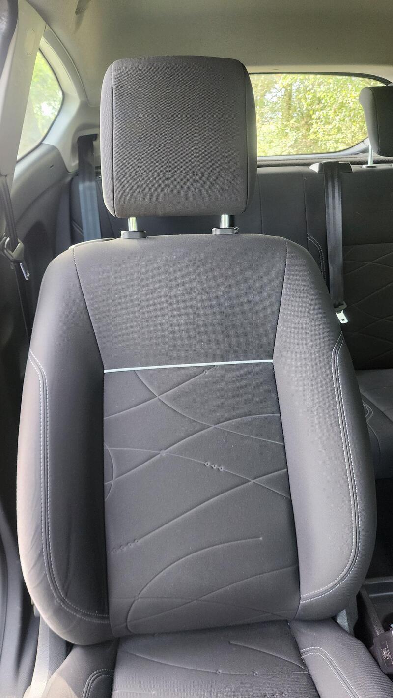 2014 Ford Fiesta — photo 44