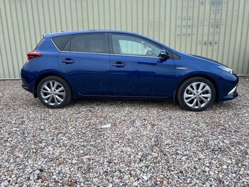Toyota Auris view 7