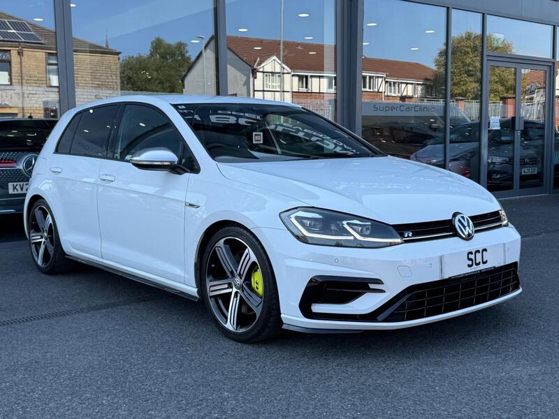 Volkswagen Golf view 2