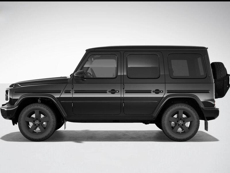 Mercedes-Benz G-Class view 4