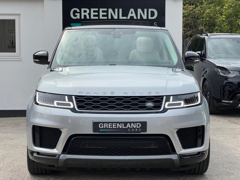 Land Rover Range Rover Sport view 3