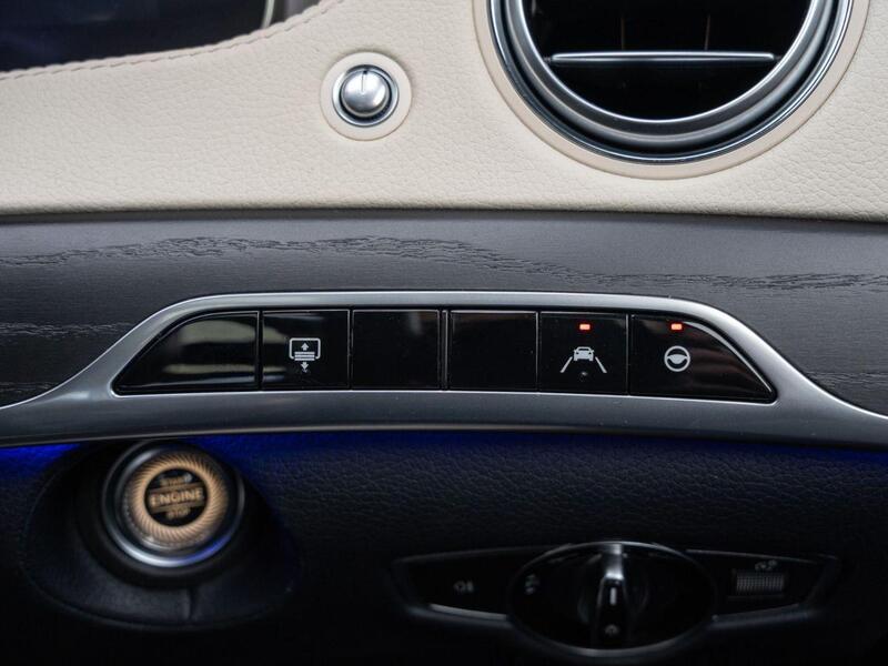 Mercedes-Benz S Class view 22