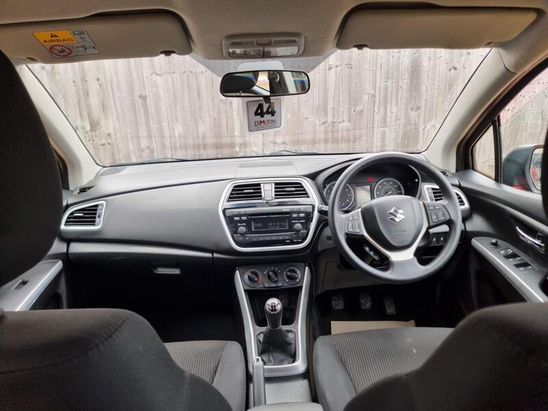 Suzuki SX4 S-Cross view 7