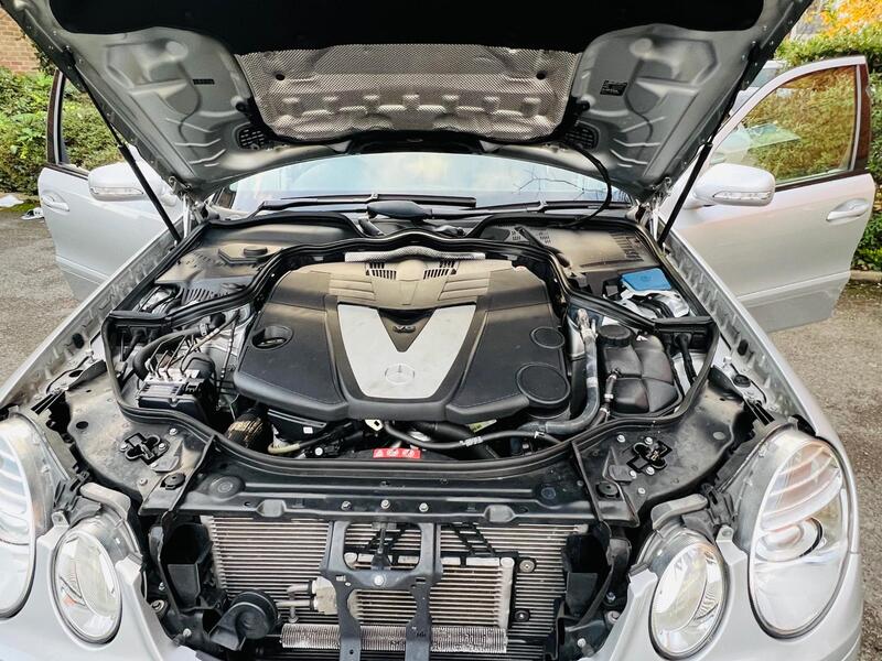 Mercedes-Benz E Class view 31