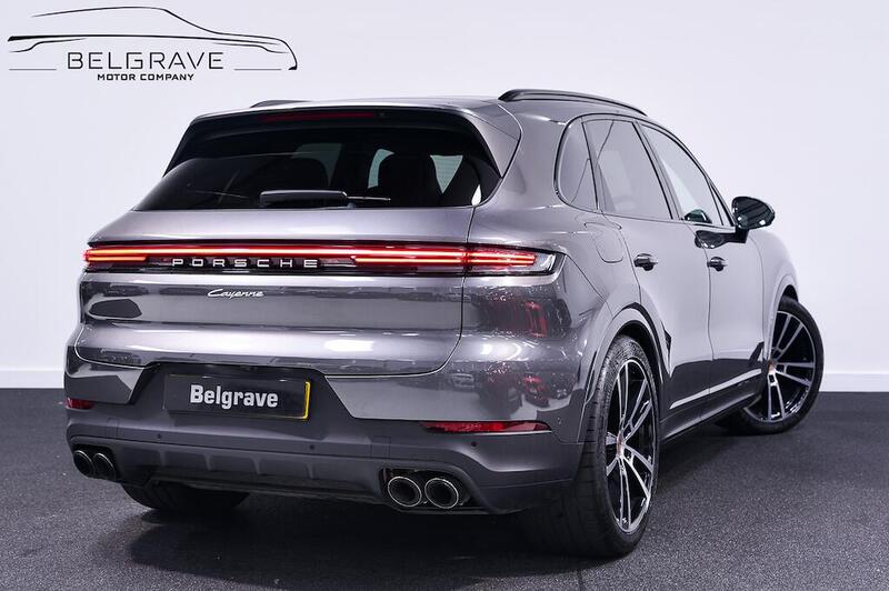 Porsche Cayenne view 3