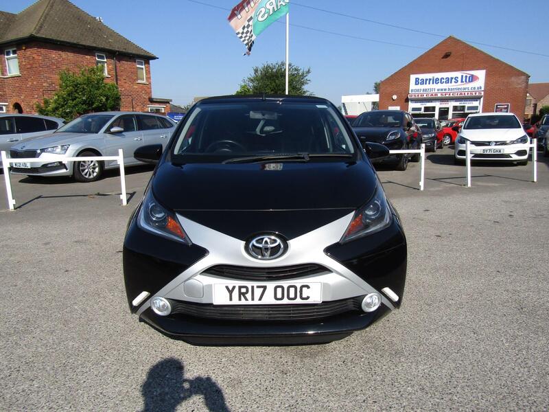 Toyota Aygo view 3