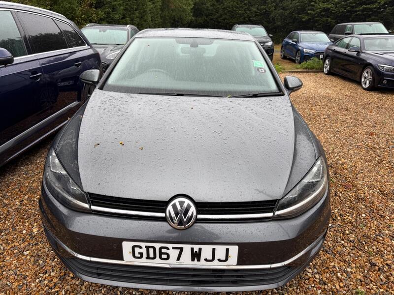 Volkswagen Golf view 2