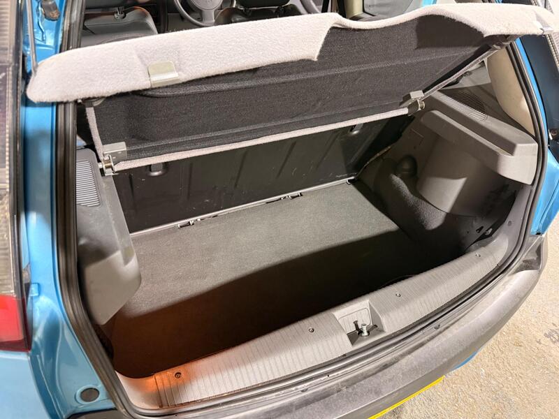 2001 Vauxhall Corsa — photo 18