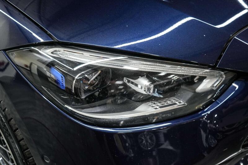 Mercedes-Benz C-Class view 6