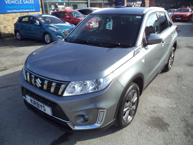 Suzuki Vitara view 3