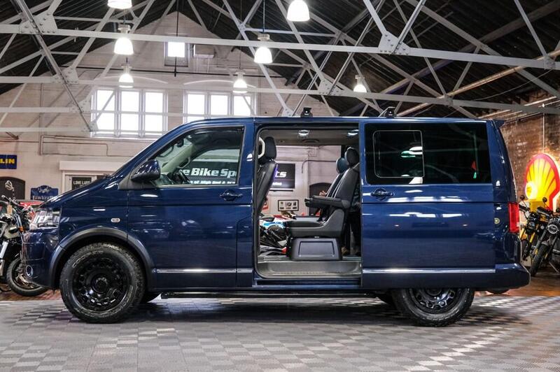Volkswagen Caravelle view 34