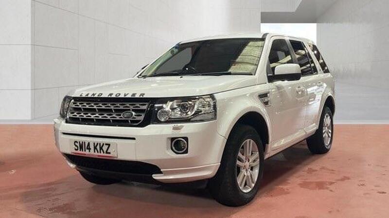 Land Rover Freelander 2 view 2