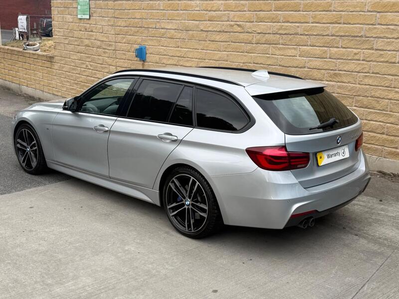 BMW 3 Series view 3