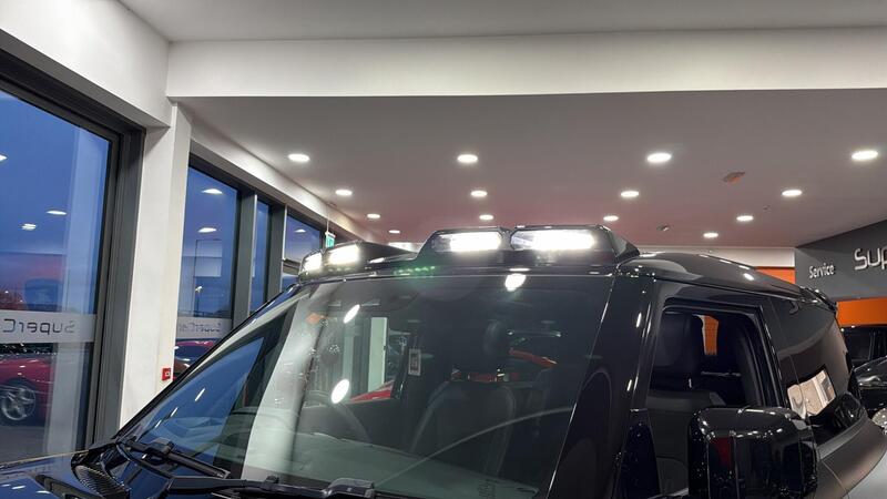 Land Rover 90 view 7