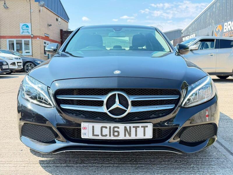 Mercedes-Benz C Class view 2